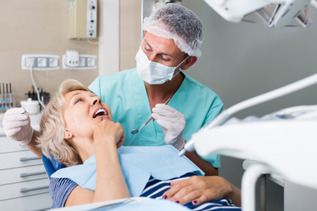 patient during oral checkup